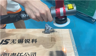 Pulse laser cleaning machine for removing paint from wood on sale